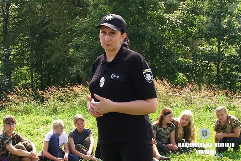 Поліцейські відвідали вихованців літнього табору "Карпатський легіон"