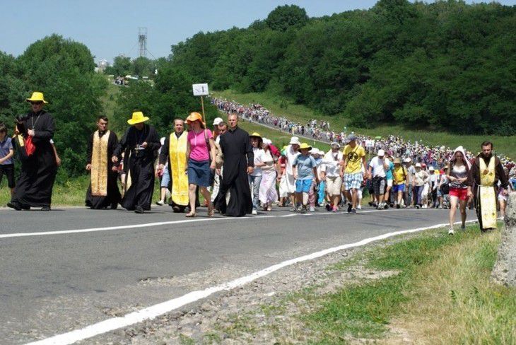 Процесійний вихід паломників пішою прощею до Крилоса відбудеться одночасно з Калуша та Івано-Франківська
