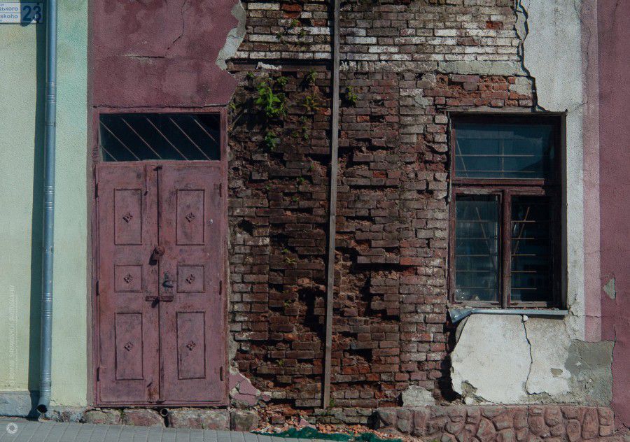 У старій Долині відчутно вплив часу