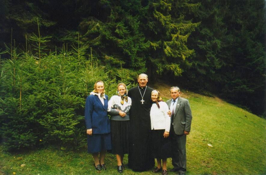 Будівництво Собору Святих Землі Української розпочалося в 1991 році, а закінчилося &ndash; в 1998 році