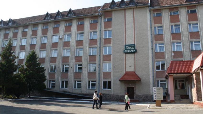 На прохання батьків зробити хоча б щось лікар подивилася горло малюка і поставила діагноз &laquo;гострий тонзиліт&raquo;