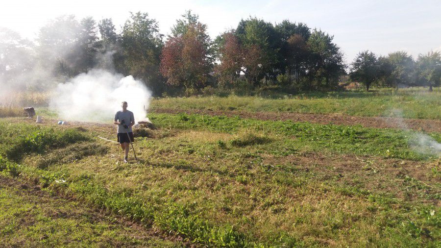 У Калуші виявлено факти спалювання сухої трави та рослинних залишків