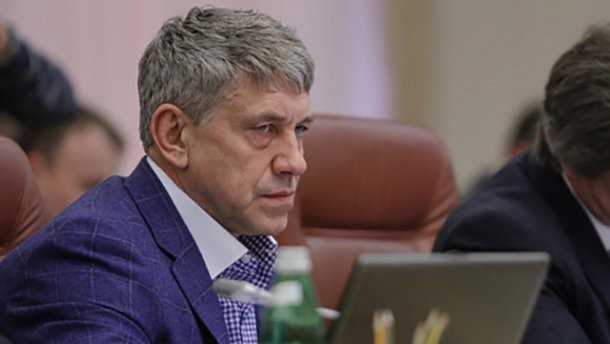 У обох випадках рішення про звільнення схвалено міністром через незадоволення роботою своїх підлеглих, інформує джерело 