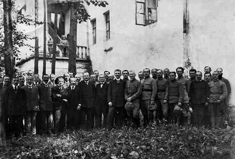 Створена у листопаді 1918 року ЗУНР де-факто існувала до липня 1919 року | Фото: esu.com.ua