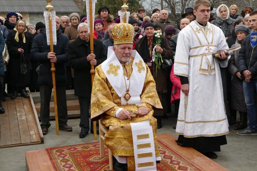 Поряд із каплицею на вулиці Долинська постане великий храм | Фото: Тарас Явецький