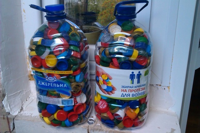 Ілюстрація. Містяни за два роки здали 647 кг кришок