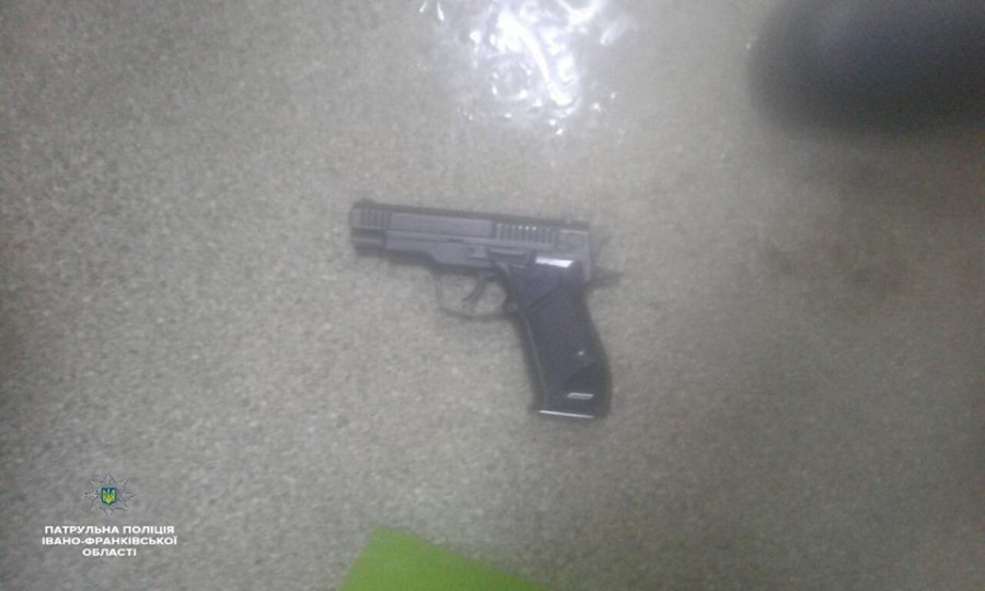 Затриманим виявився 30-річний франківець у стані алкогольного сп'яніння