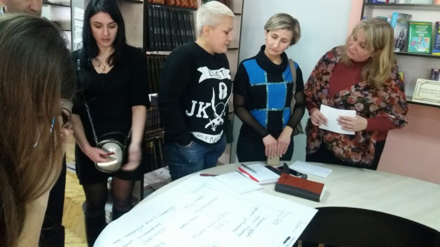 Учасники семінару працювали в групах