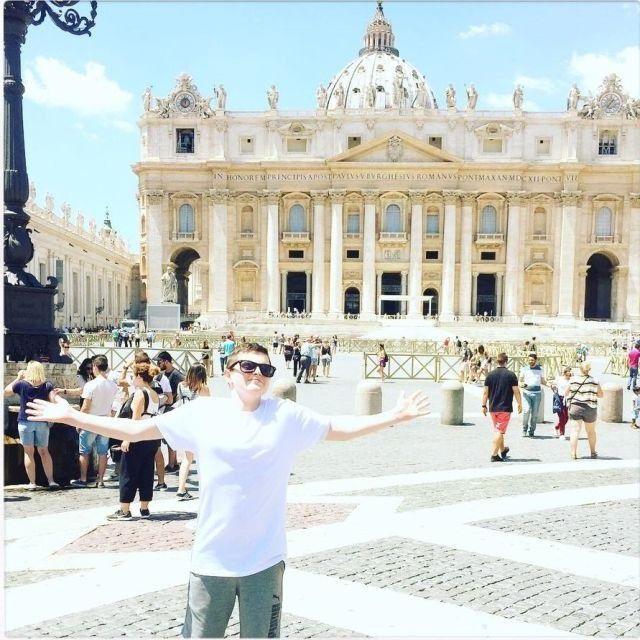 Івану виповнилося 15 років, він ще в Італії, але вже з нетерпінням очікує на своє повернення в Україну, до рідного села 