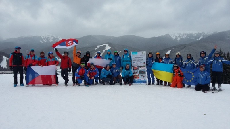 Для 30 учасників були організовані практичні навчально-тренувальні заняття