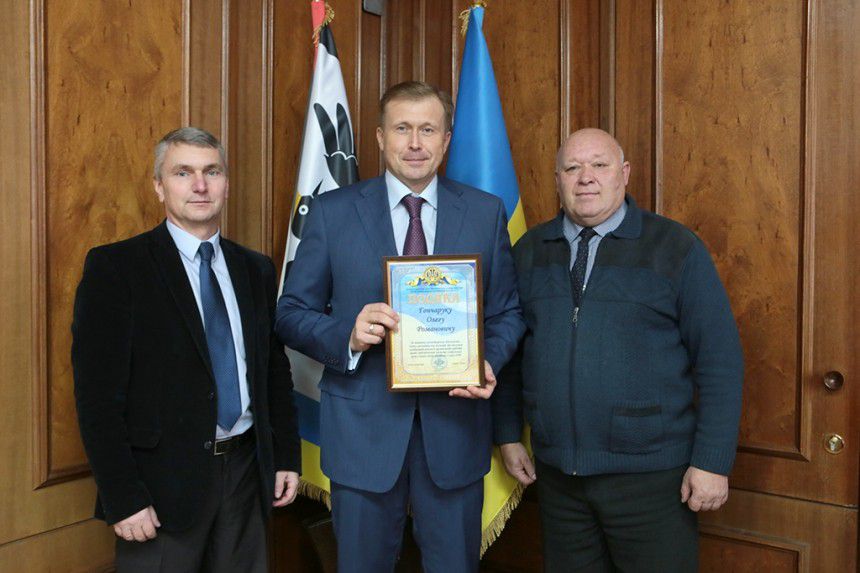 Очільник Прикарпаття Олег Гончарук подякував за нагороду