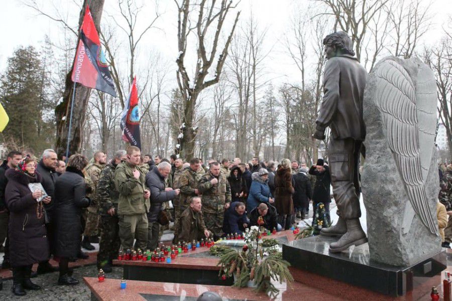 В Івано-Франківську у неділю 20 січня відбудеться хода пам'яті присвячена вшануванню Героїв Донецького Аеропорту