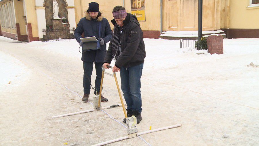 Фахівці з Одеси досліджують підземелля біля церкви