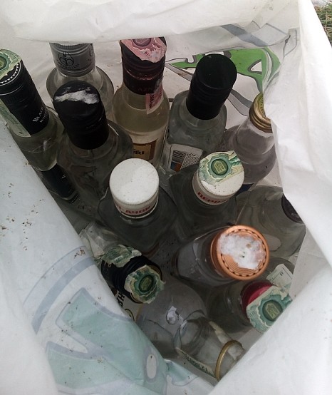 У Калуші виявили громадянку, яка здійснювала торгівлю самогоном