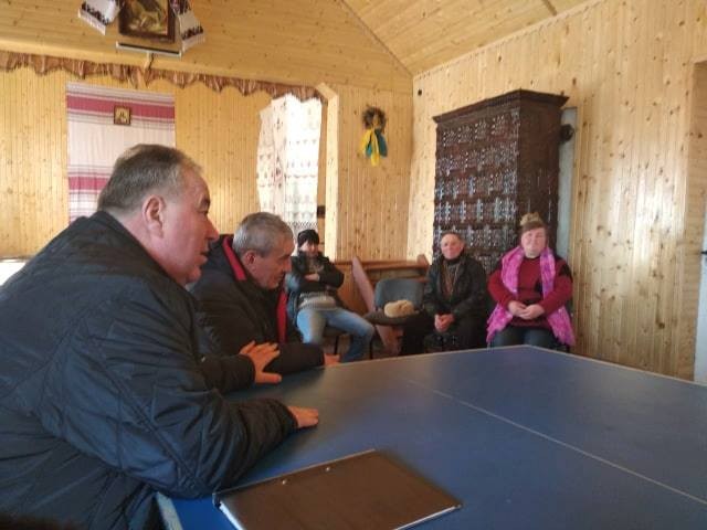 570 тис. гривень пропонується спрямувати за виплату зарплат у районному Центрі первинної медико-санітарної допомоги, сті