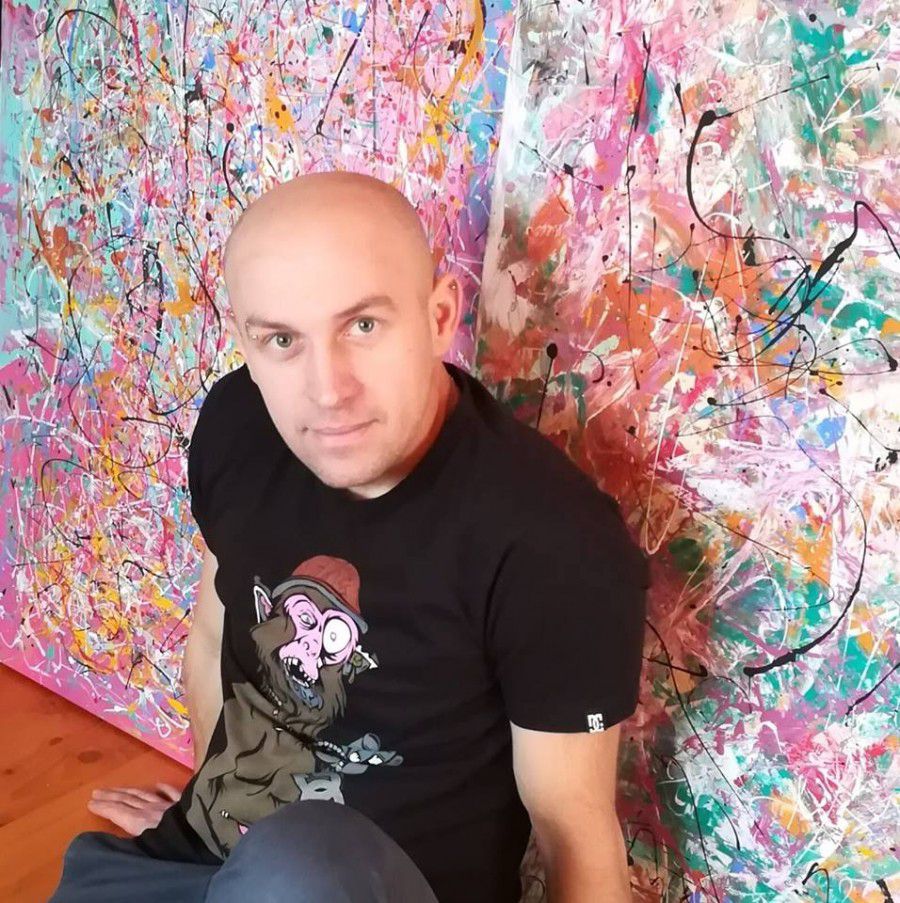 У серії робіт, що представлені на виставці, художника надихали людські емоції та філософські роздуми