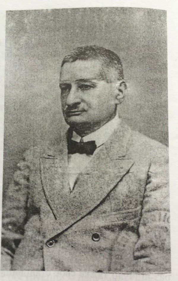 Іван Куровець. 1919 рік. У приміщенні Народного дому Калуша була пречудова бібліотека, яку збирав та фінансував Іван Кур