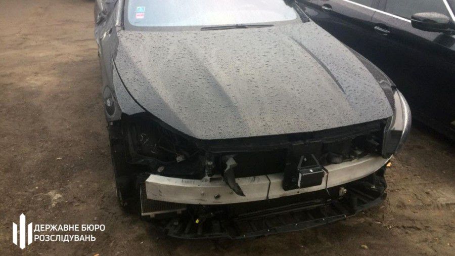 Унаслідок незаконного ввезення цього "Мерседеса" державний бюджет недоотримав 658 тисяч гривень