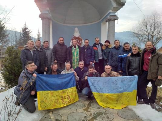 Військові отримають і тонну продуктів та речей першої необхдіності