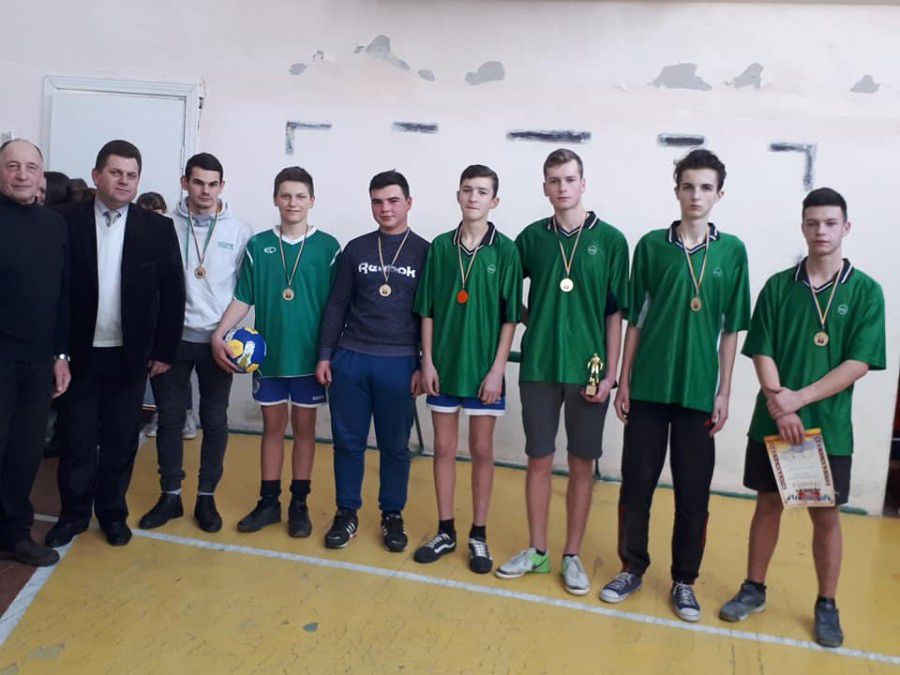 За активну участь у турнірі всі учасники були нагороджені медалями та грамотами райдержадміністрації