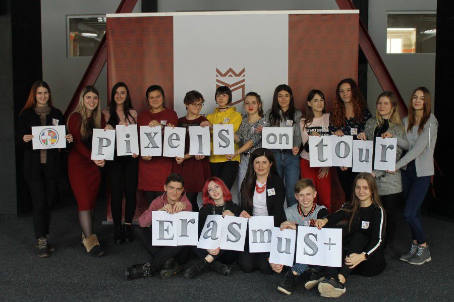 Особливістю проекту є реалізація інклюзивного навчання через різноманітні засоби мистецтва