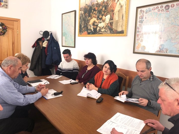 На засіданні відзначалося, що перед проведенням заходу, о 12.00, на площі Романові Шухевичу відбудеться панахида, присвя