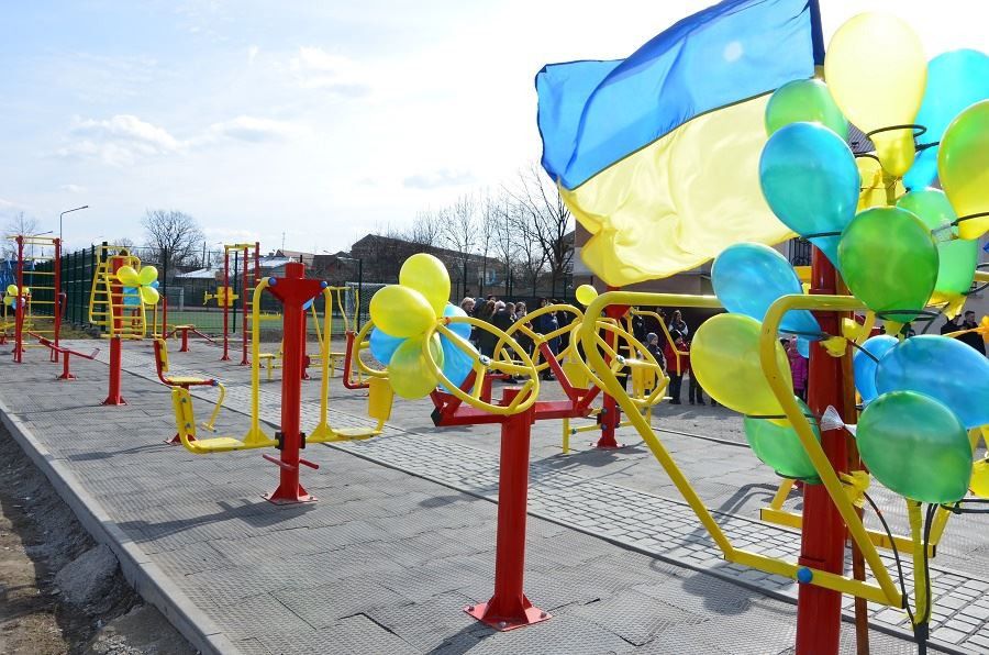 На спорудження майже двох десятків тренажерів із державного бюджету за сприяння народного депутата України Олександра Ше