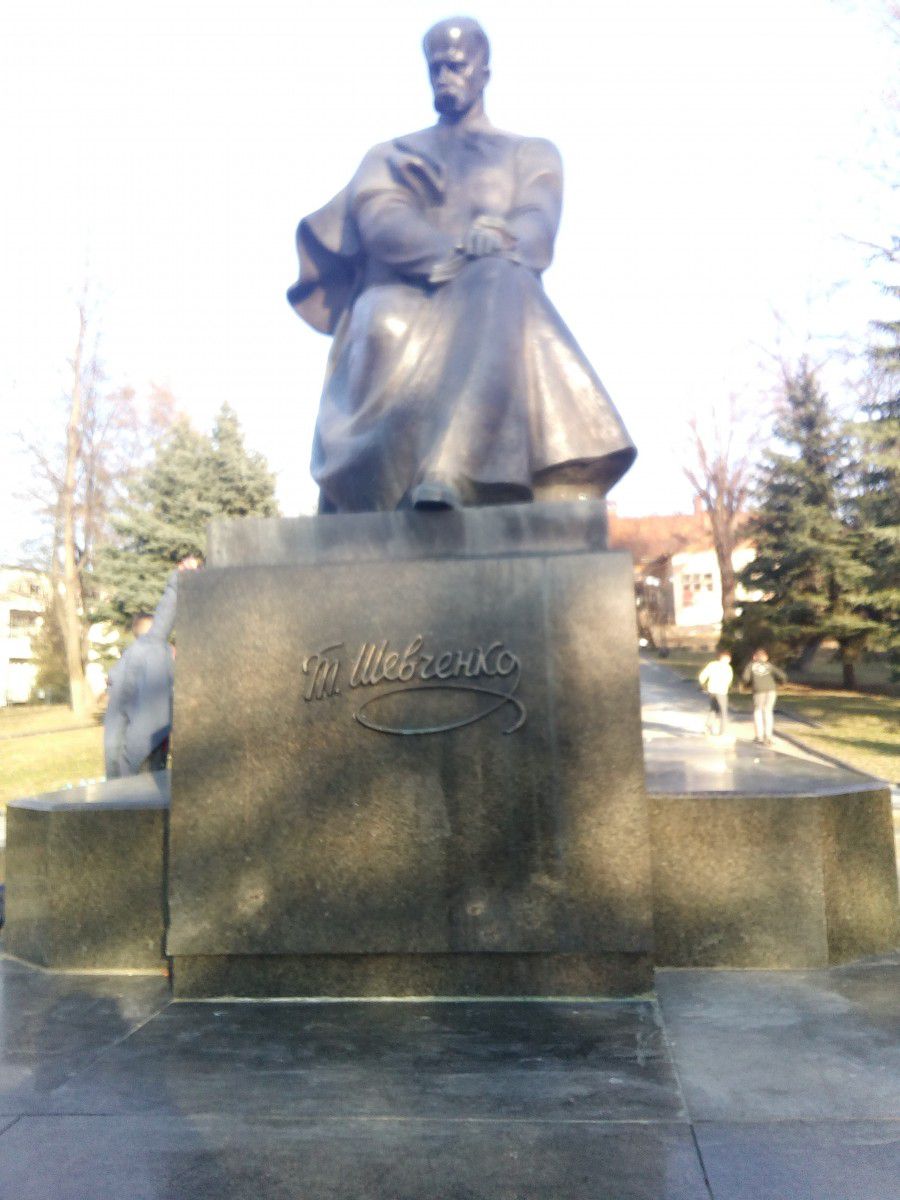 Влада Калуша закликає мешканців та гостей не нищити майно міста, а цінувати, як власне