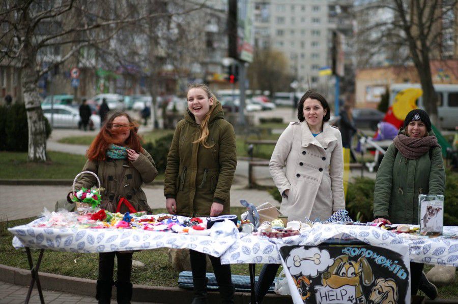 Зібрані кошти підуть на придбання вольєра для безпритульних тварин | Фото: Дмитро Федорців