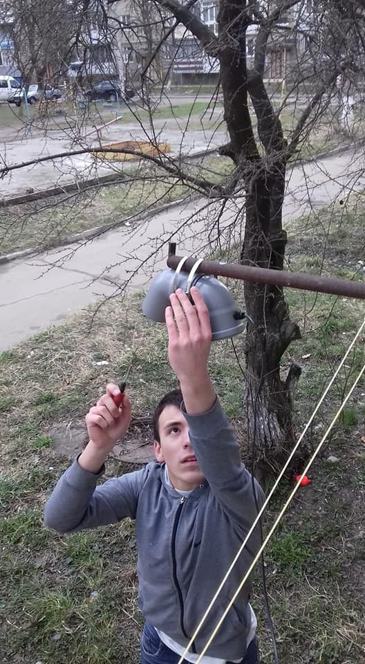 Встановив станцію один з її розробників &mdash; Богдан Фіцак