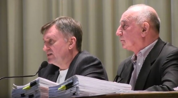 Зарплата міського голови, його першого заступника і секретаря міської ради зросла від 60 до 77%