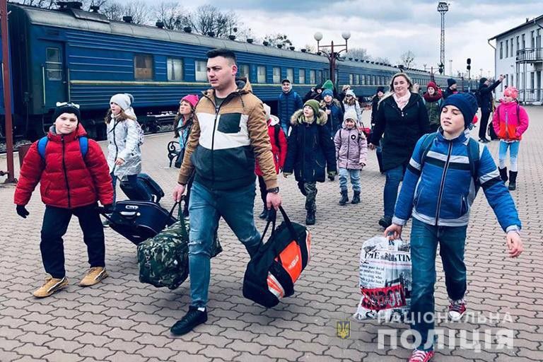 Хлопчики та дівчатка не тільки проводитимуть дозвілля в санаторії, але й зможуть побачити красу Карпат