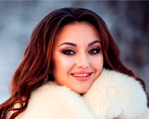 Якщо Наталія потрапить до фіналу, то може стати володаркою корони Miss Travel Ukraine 2019 і 5000 доларів