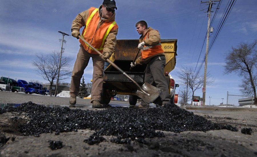 Ілюстрація. 198 тис. гривень спрямують Завійській сільській раді на поточний ремонт вулиць Данила Галицького та Шевченка