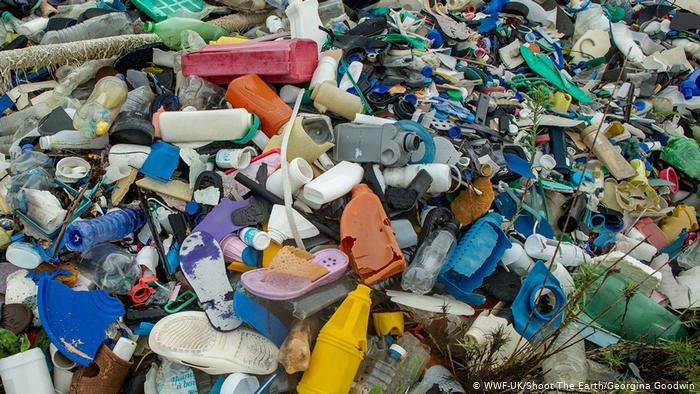 Угода є доповненням до прийнятої в 1989 році Базельської конвенції про контроль за транскордонним перевезенням небезпечн