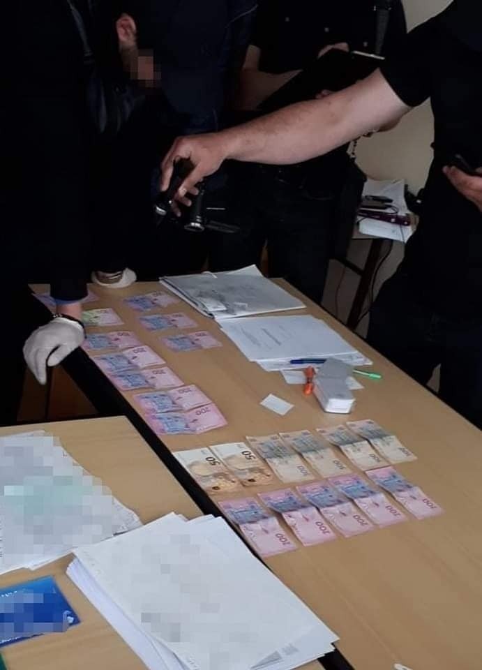 Доцент налагодив механізм отримання неправомірної вигоди від студентів вишу за успішне складання сесії