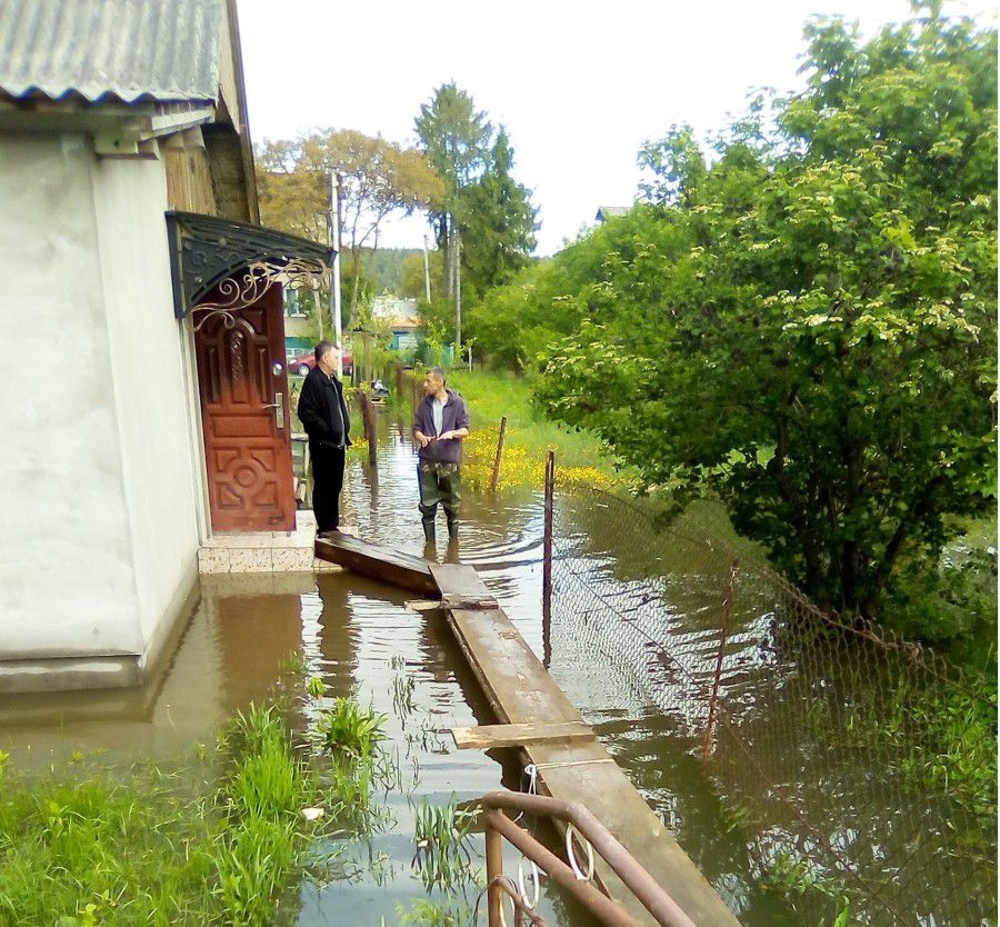 Координацію робіт з ліквідації даної негоди здійснює безпосередньо міський голова Ігор Матвійчук
