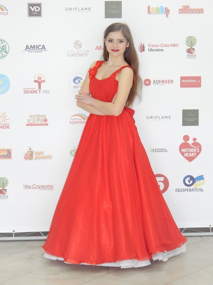 Дівчина перемогла у Всеукраїнському конкурсі краси &laquo;Міс і Містер УТОГ &ndash; 2019р.&raquo;