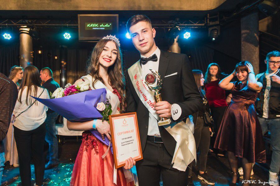 Переможці отримали сертифікат на п&rsquo;ятиденну подорож по Європі