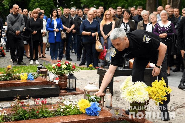 Поминальні заходи відбулися у Меморіальному сквері в Івано-Франківську