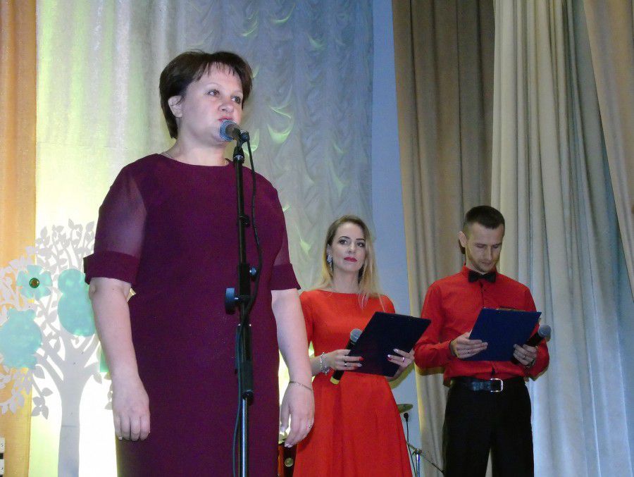 "Ваші здобутки є спільним результатом щоденної невтомної праці вас і ваших педагогів-наставників", &mdash; зве