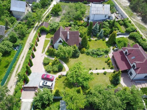 Ілюстрація. Проєкт включає прибирання території від сміття, вирубку чагарників, облаштування пішохідної зони, фотозони з