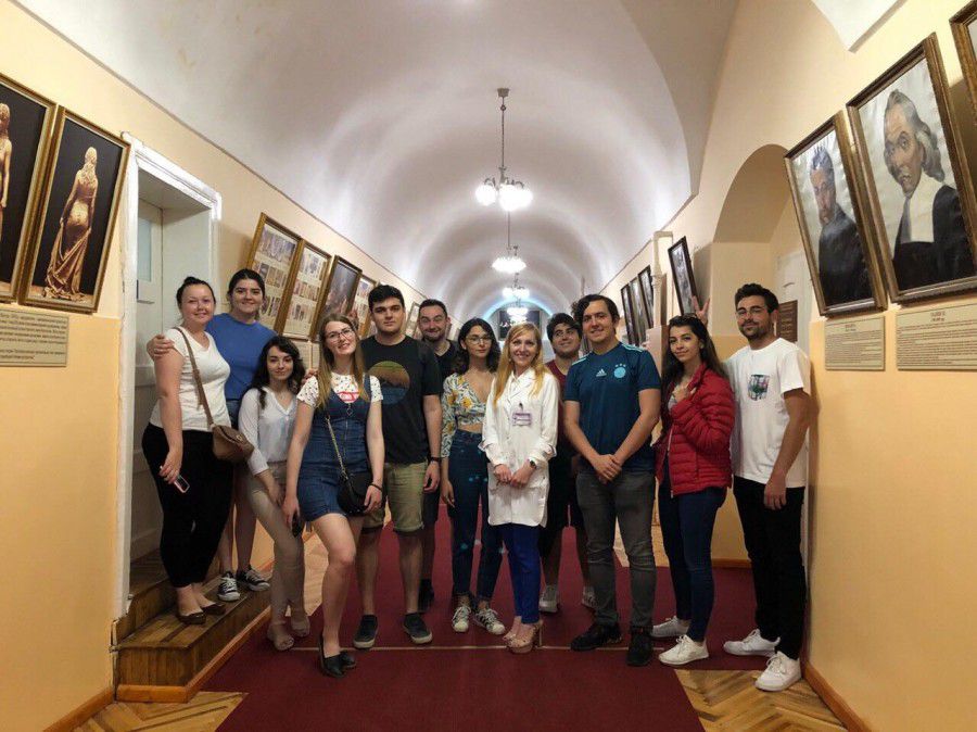 Студенти з Туреччини ознайомилися з українською медициною та медичною освітою 