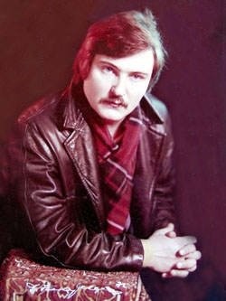 Володир Івасюк не міг самотужки повіситись, запевняють експерти. | Фото: із мережі