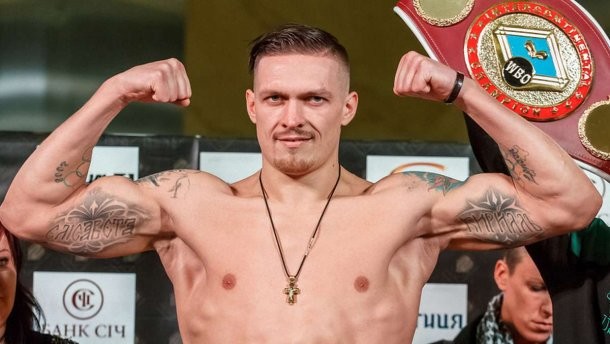 Українець Олександр Усик  - абсолютний чемпіон світу  | Фото: із мережі