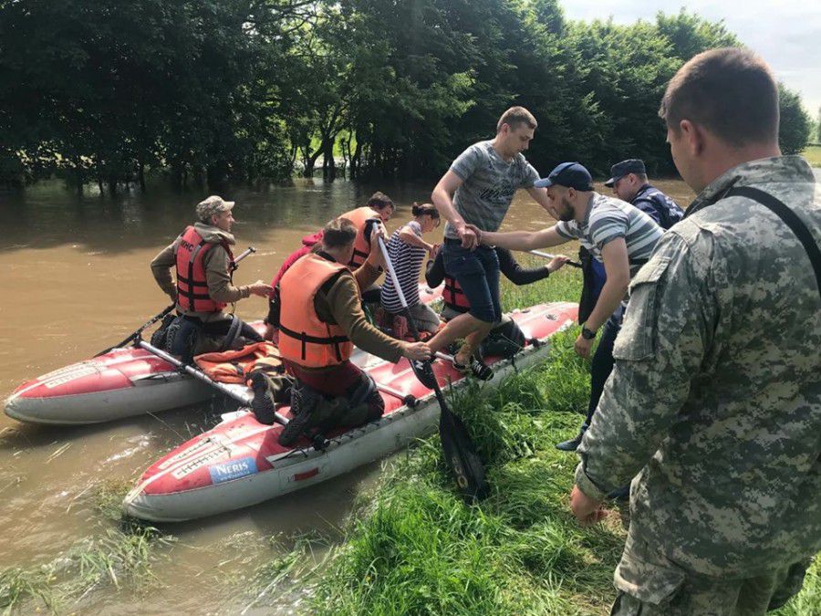 Рятувальники вважають лист начальника УДСНС в Івано-Франківській області неправдивим