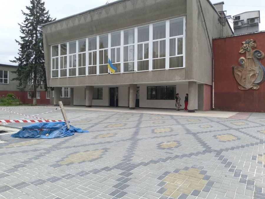 Урочисте відкриття фонтану і площі було заплановане в рамках Дня міста 