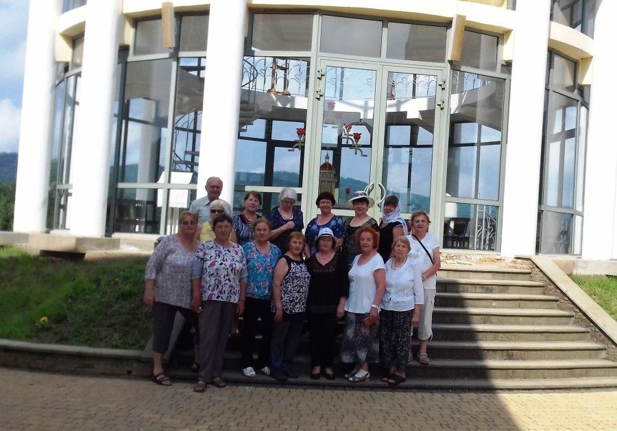 Учасники екскурсії мали змогу помолитися в Гошеві, відвідати долинський музей та відпочити у Мізуні.