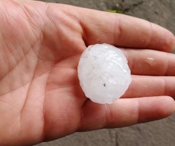 Ілюстрація. Посеред літа на Калущині випад град.