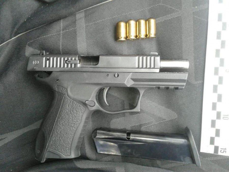 Чоловік застосував проти молодого калушанина спецзасіб травматичної дії &laquo;ФОРТ-17&raquo;